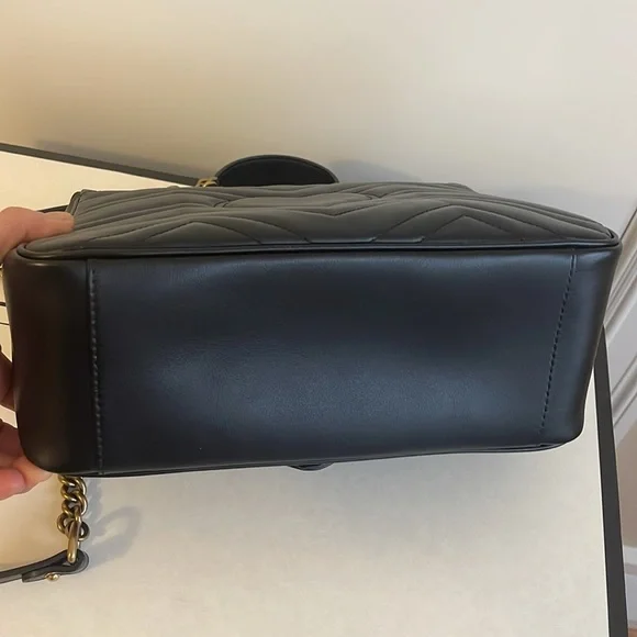 Gucci GG Marmonttop handle black leather bag